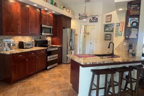 House in Spring Hill, Florida 3 bedrooms, 188.22 sq.m. № 1811044 - photo 7