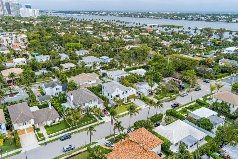 Villa ou maison à vendre à West Palm Beach, Floride: 4 chambres, 354.33 m2 № 2250184 - photo 21