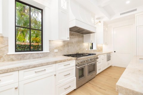 Villa ou maison à vendre à West Palm Beach, Floride: 4 chambres, 354.33 m2 № 2250184 - photo 5