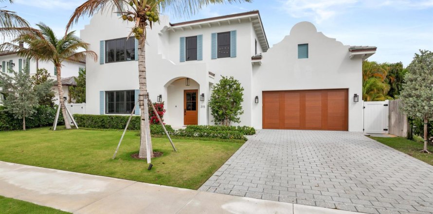 Villa ou maison à West Palm Beach, Floride 4 chambres, 354.33 m2 № 2250184
