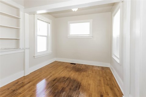Casa en alquiler en Lake Worth, Florida, 2 dormitorios, 103.68 m2 № 1887698 - foto 4