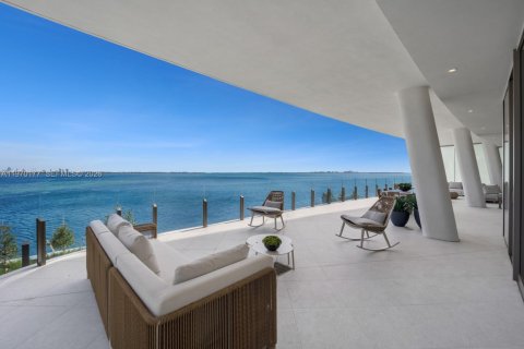 Condominio en venta en Miami, Florida, 4 dormitorios, 344.95 m2 № 2031031 - foto 24