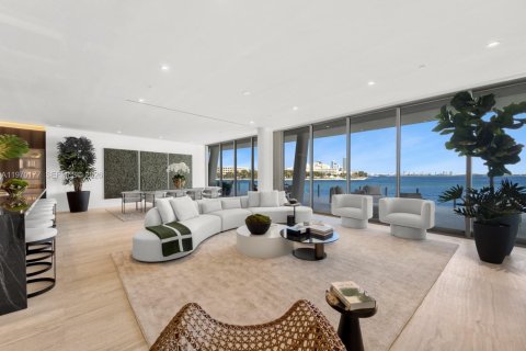 Condominio en venta en Miami, Florida, 4 dormitorios, 344.95 m2 № 2031031 - foto 8