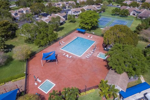 Adosado en alquiler en Sunrise, Florida, 3 dormitorios, 124.49 m2 № 1975833 - foto 15