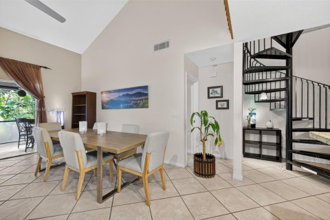 Adosado en alquiler en Sunrise, Florida, 3 dormitorios, 124.49 m2 № 1975833 - foto 7