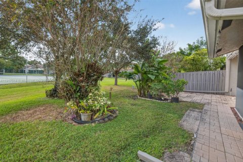 Adosado en alquiler en Sunrise, Florida, 3 dormitorios, 124.49 m2 № 1975833 - foto 14