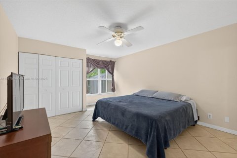 Adosado en alquiler en Sunrise, Florida, 3 dormitorios, 124.49 m2 № 1975833 - foto 8