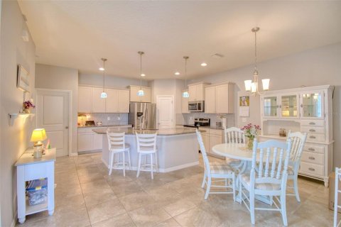 Casa en venta en Wesley Chapel, Florida, 3 dormitorios, 147.44 m2 № 1886324 - foto 2