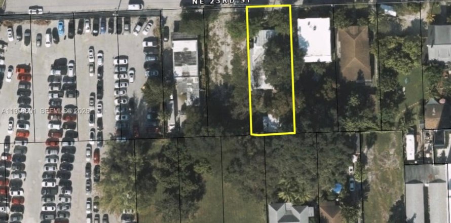 Коммерческая недвижимость в Майами, Флорида № 2020844