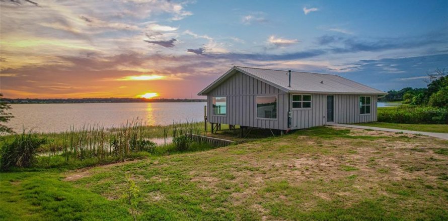 Villa ou maison à Auburndale, Floride 2 chambres, 111.48 m2 № 1841877