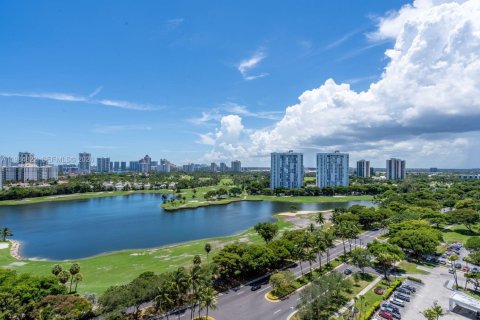 Condo in Aventura, Florida, 1 bedroom  № 2189959 - photo 30