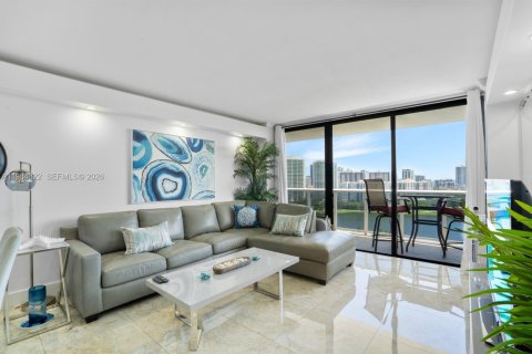 Condo in Aventura, Florida, 1 bedroom  № 2189959 - photo 23
