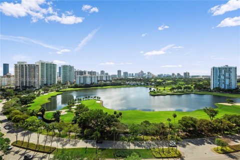 Condo in Aventura, Florida, 1 bedroom  № 2189959 - photo 4