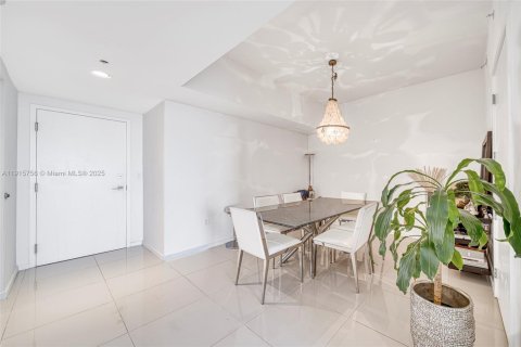 Copropriété à vendre à Doral, Floride: 2 chambres, 97.73 m2 № 1971463 - photo 5