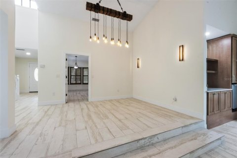 Villa ou maison à vendre à Bradenton, Floride: 3 chambres, 289.39 m2 № 2429255 - photo 9
