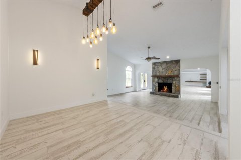 Villa ou maison à vendre à Bradenton, Floride: 3 chambres, 289.39 m2 № 2429255 - photo 8