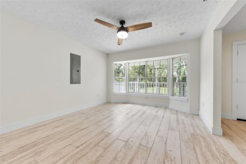Villa ou maison à vendre à Bradenton, Floride: 3 chambres, 289.39 m2 № 2429255 - photo 24