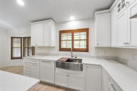 Villa ou maison à vendre à Bradenton, Floride: 3 chambres, 289.39 m2 № 2429255 - photo 21