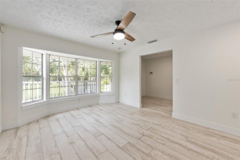 Villa ou maison à vendre à Bradenton, Floride: 3 chambres, 289.39 m2 № 2429255 - photo 25