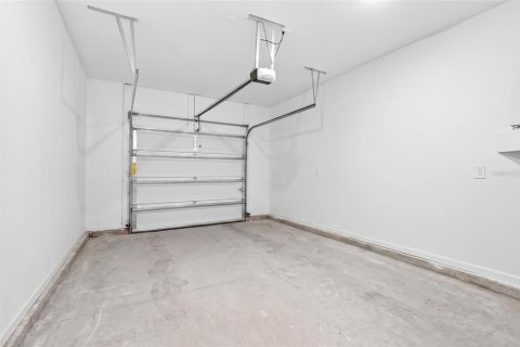 Townhouse in Ocala, Florida 3 bedrooms, 169.83 sq.m. № 2094160 - photo 3