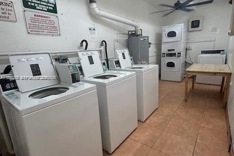 Condo in Miami, Florida, 1 bedroom  № 1944164 - photo 21