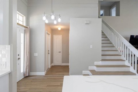 Casa en alquiler en Orlando, Florida, 4 dormitorios, 192.4 m2 № 2149274 - foto 5