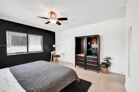Casa en venta en Hollywood, Florida, 5 dormitorios, 441.56 m2 № 1763380 - foto 6