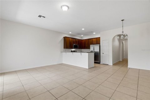 Touwnhouse à louer à Orlando, Floride: 3 chambres, 126.9 m2 № 2096381 - photo 4