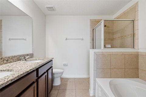 Touwnhouse à louer à Orlando, Floride: 3 chambres, 126.9 m2 № 2096381 - photo 14