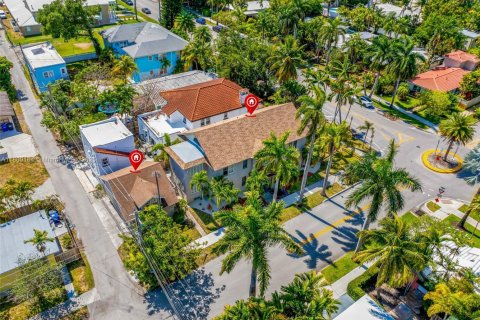 Propiedad comercial en venta en Hollywood, Florida № 1964857 - foto 15