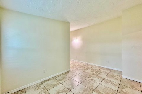 Снять в аренду квартиру в Клируотер, Флорида 1 спальня, 75.44м2, № 2112091 - фото 8