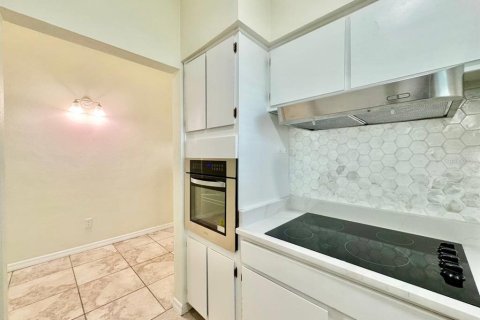 Снять в аренду квартиру в Клируотер, Флорида 1 спальня, 75.44м2, № 2112091 - фото 14