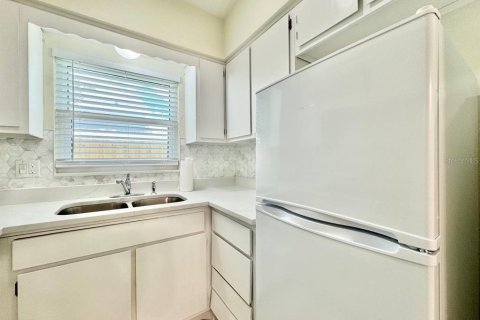 Снять в аренду квартиру в Клируотер, Флорида 1 спальня, 75.44м2, № 2112091 - фото 13