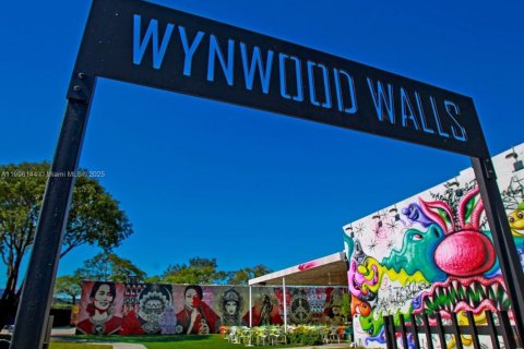 Снять в аренду кондоминиум в Майами, Флорида 2 спальни, 75.72м2, № 1956701 - фото 23