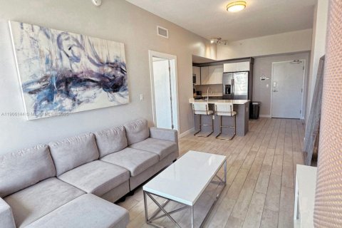 Снять в аренду кондоминиум в Майами, Флорида 2 спальни, 75.72м2, № 1956701 - фото 2