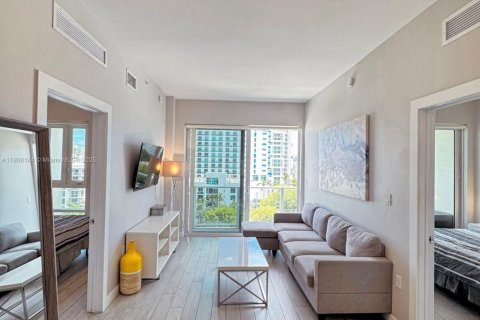 Снять в аренду кондоминиум в Майами, Флорида 2 спальни, 75.72м2, № 1956701 - фото 1