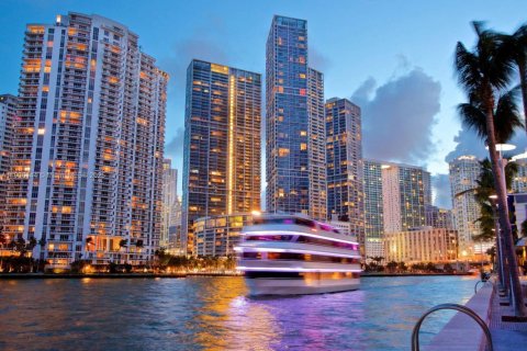 Снять в аренду кондоминиум в Майами, Флорида 2 спальни, 75.72м2, № 1956701 - фото 29