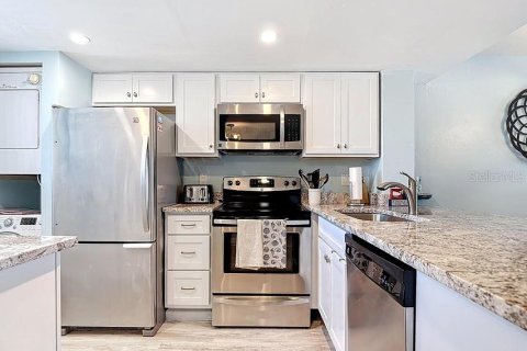 Condominio en alquiler en Fort Myers Beach, Florida, 2 dormitorios, 86.68 m2 № 1884321 - foto 20