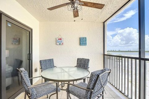 Condominio en alquiler en Fort Myers Beach, Florida, 2 dormitorios, 86.68 m2 № 1884321 - foto 13