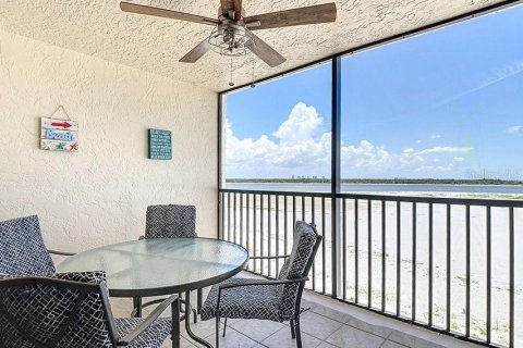 Condominio en alquiler en Fort Myers Beach, Florida, 2 dormitorios, 86.68 m2 № 1884321 - foto 12