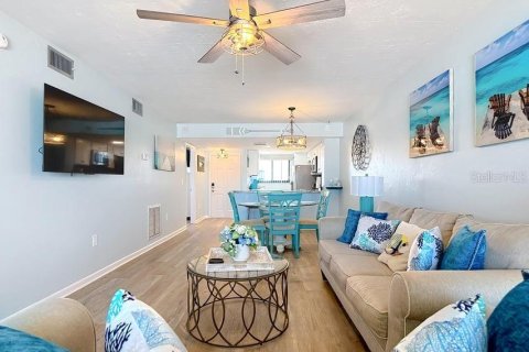 Condominio en alquiler en Fort Myers Beach, Florida, 2 dormitorios, 86.68 m2 № 1884321 - foto 19
