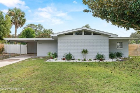 Casa en venta en Neptune Beach, Florida, 3 dormitorios, 128.3 m2 № 845531 - foto 1