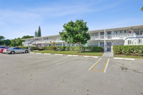 Copropriété à vendre à Deerfield Beach, Floride: 1 chambre, 54.35 m2 № 2083076 - photo 2