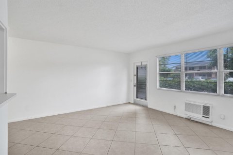 Copropriété à vendre à Deerfield Beach, Floride: 1 chambre, 54.35 m2 № 2083076 - photo 4