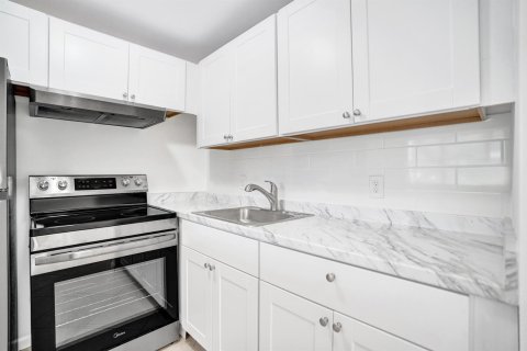 Copropriété à vendre à Deerfield Beach, Floride: 1 chambre, 54.35 m2 № 2083076 - photo 13