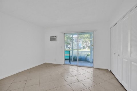 Copropriété à vendre à Deerfield Beach, Floride: 1 chambre, 54.35 m2 № 2083076 - photo 16