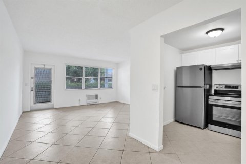 Copropriété à vendre à Deerfield Beach, Floride: 1 chambre, 54.35 m2 № 2083076 - photo 7