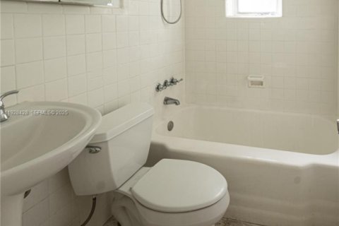 Купить кондоминиум в Майами-Бич, Флорида 1 спальня, 56.67м2, № 1986925 - фото 8