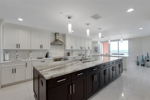 Appartement à louer à Clearwater, Floride: 4 chambres, 412.39 m2 № 2432656 - photo 13