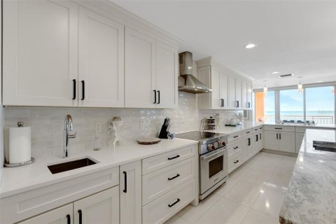 Appartement à louer à Clearwater, Floride: 4 chambres, 412.39 m2 № 2432656 - photo 16
